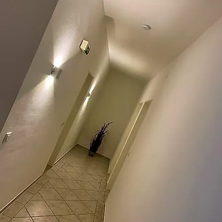 Hotel-kronenhof Отель