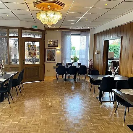 Hotel-kronenhof Юлих