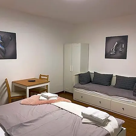 Hotel-kronenhof Отель Юлих