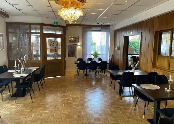 酒店 Hotel-kronenhof